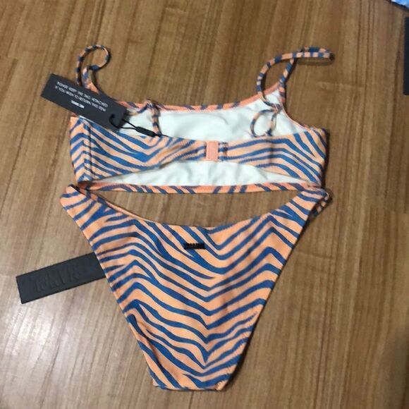 TRIANGL - MICA CHEEKY RIPPLE SET NEW WITH TAGS NO BAG - Picture 3 of 3